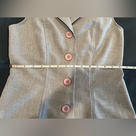 Vintage Gray Sleeveless Fitted Waistcoat Vest - Picture 11 of 15